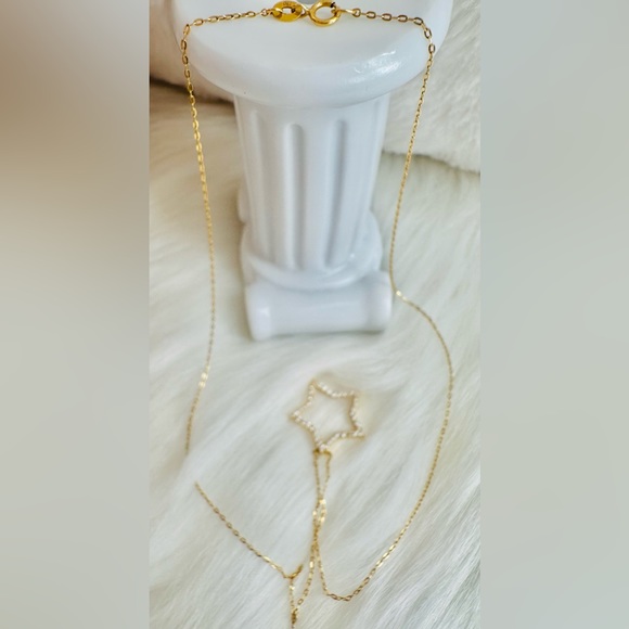 Dainty Star with Zirconia Stone Necklace. 💛 Real 18 Karat Solid Gold Jewelry 💛 - Picture 8 of 11